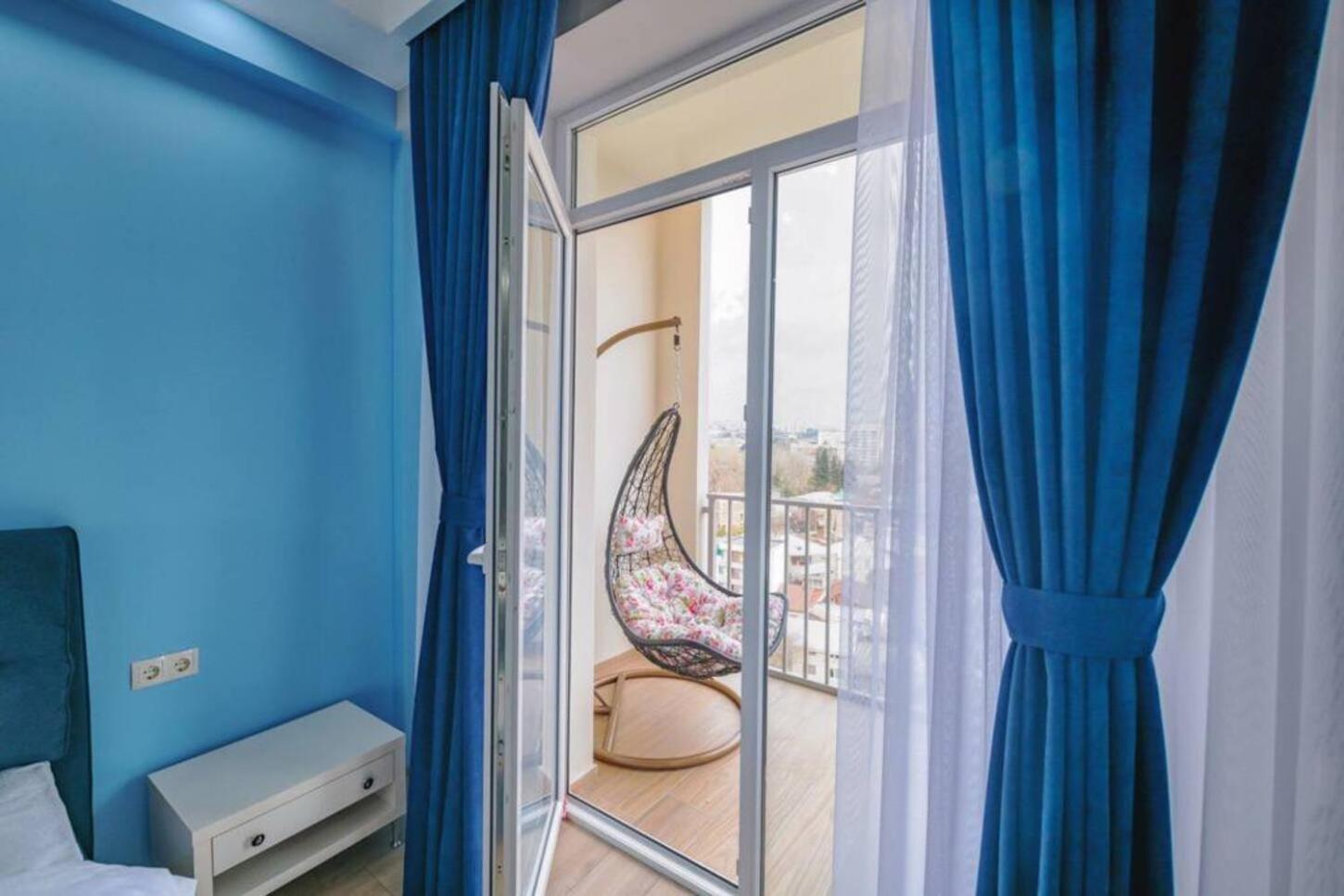 Apartments With View Tbilisi Esterno foto
